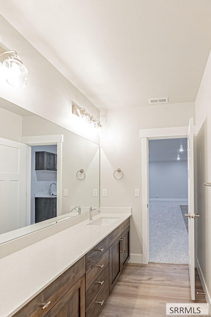 6455 Ender Ln Property Photo 37