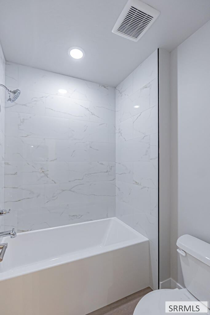 6455 Ender Ln Property Photo 38