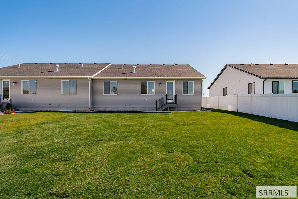 6455 Ender Ln Property Photo 45