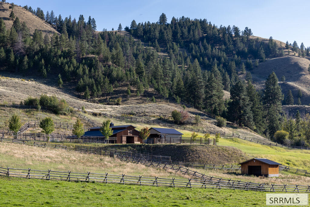 261 Fourth Of July Creek Road Property Photo 6