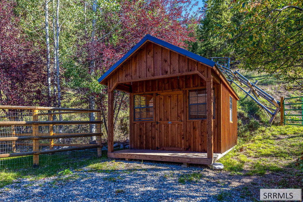 261 Fourth Of July Creek Road Property Photo 81