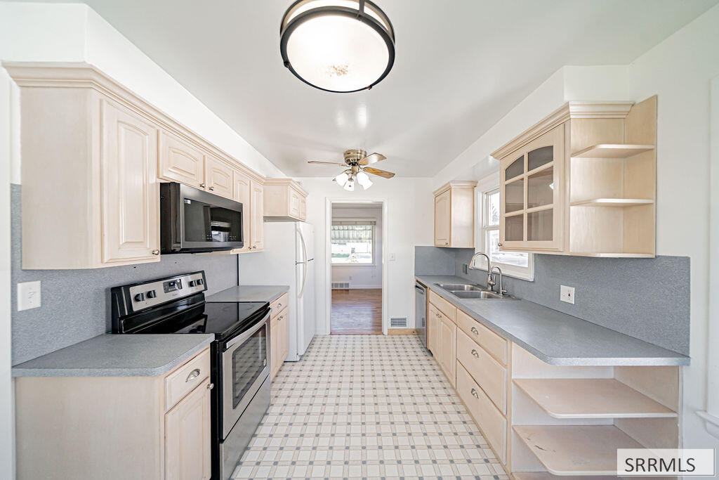 1254 Bannock Avenue Property Photo 10