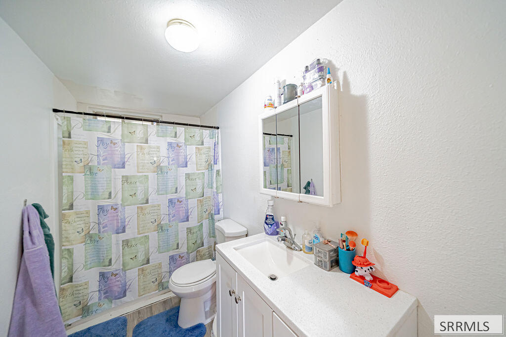 727 Jefferson Avenue Property Photo 18