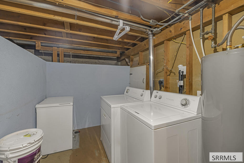 365 E 20th Street Property Photo 21