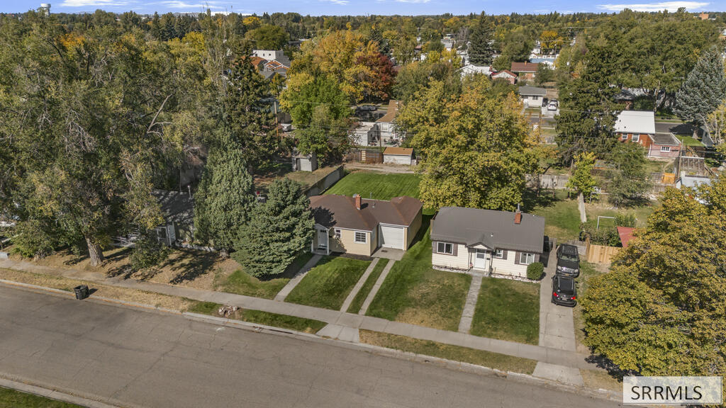 365 E 20th Street Property Photo 29