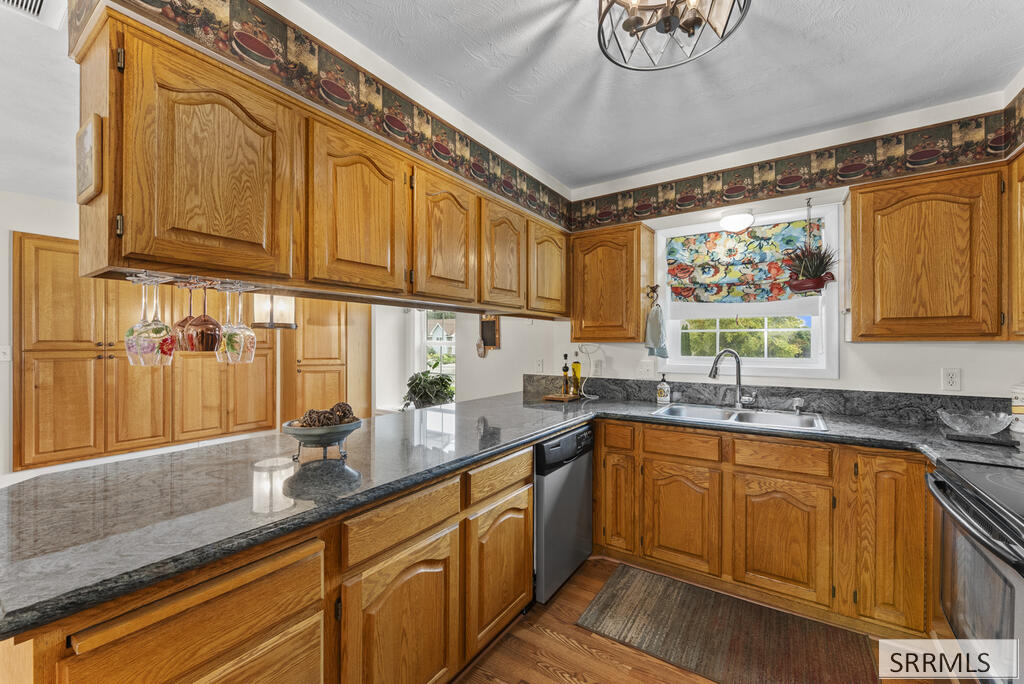 1565 Newman Drive Property Photo 15
