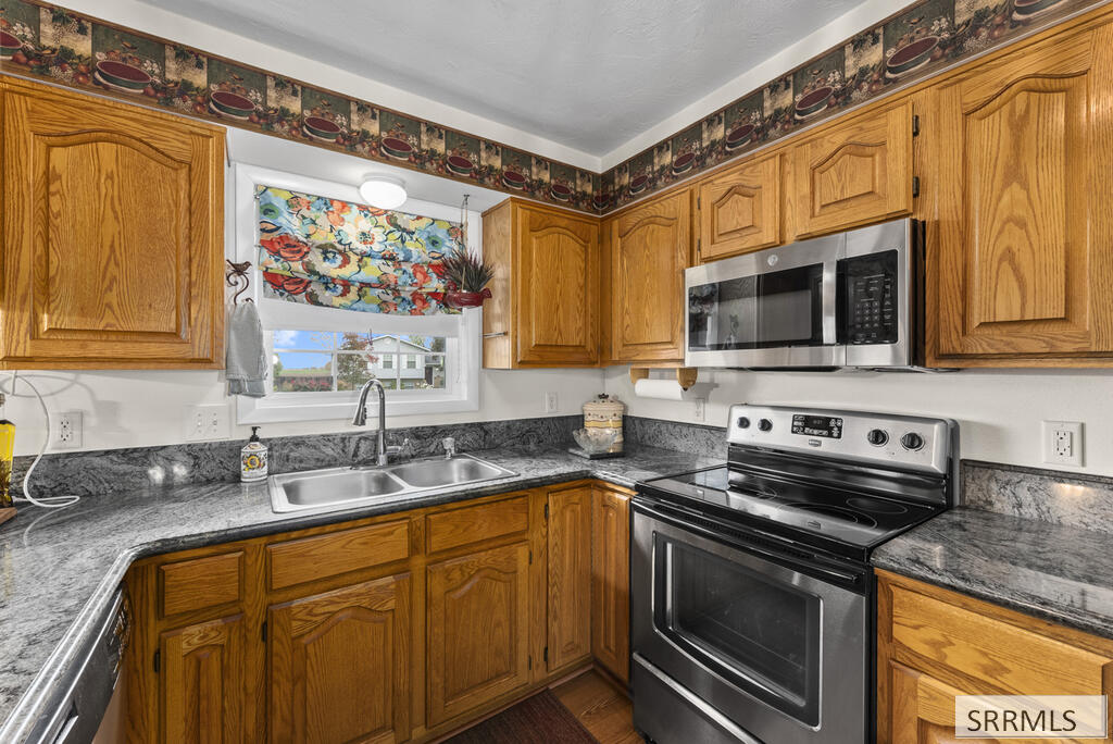 1565 Newman Drive Property Photo 16