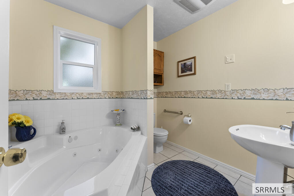 1565 Newman Drive Property Photo 23