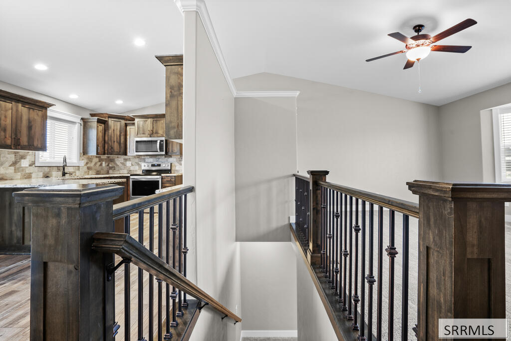 183 N 4032 E Property Photo 5
