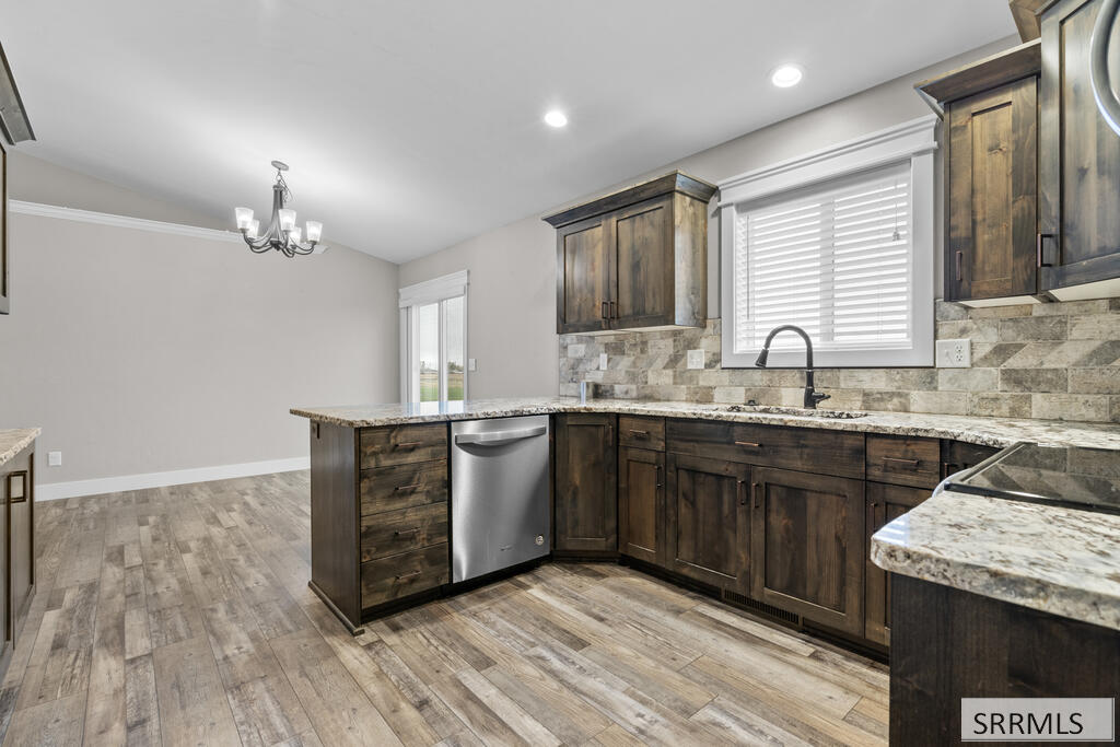 183 N 4032 E Property Photo 11