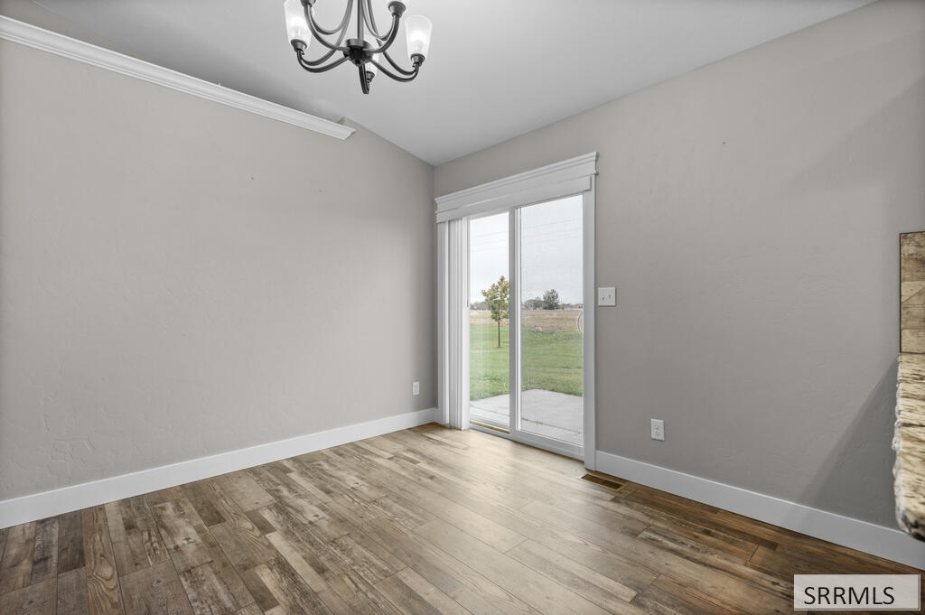 183 N 4032 E Property Photo 12