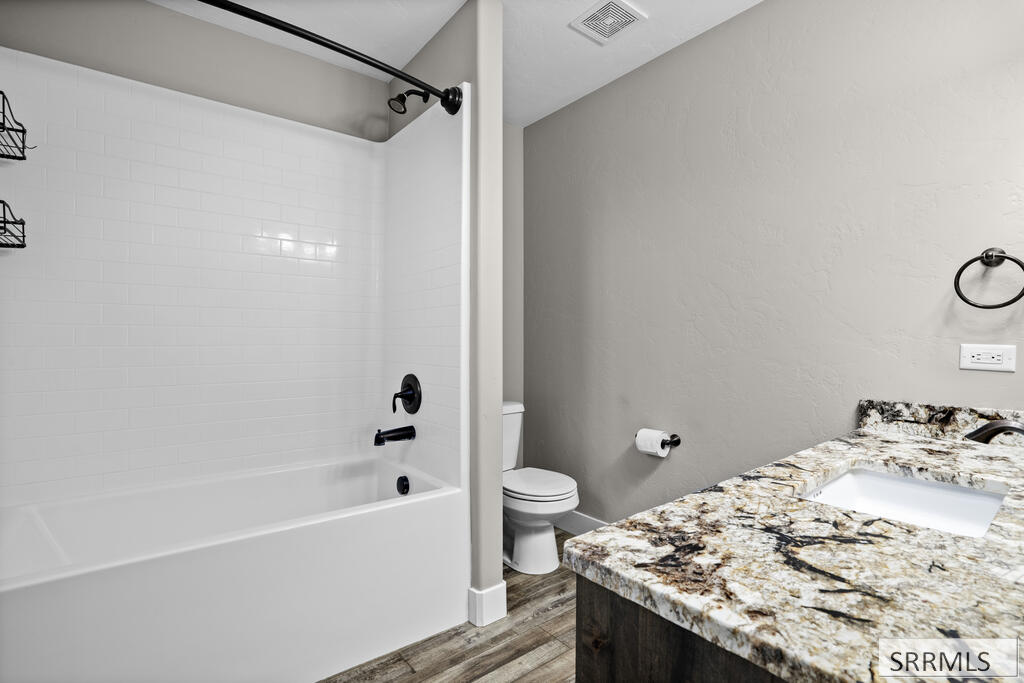183 N 4032 E Property Photo 18