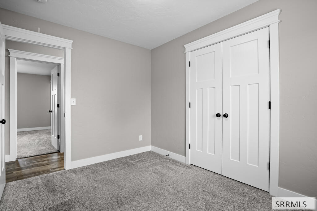 183 N 4032 E Property Photo 25