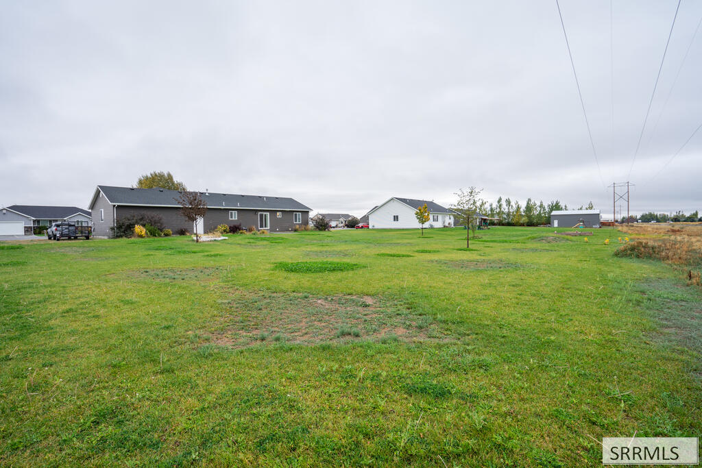 183 N 4032 E Property Photo 39
