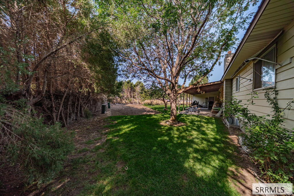 477 Claremore Drive Property Photo 12