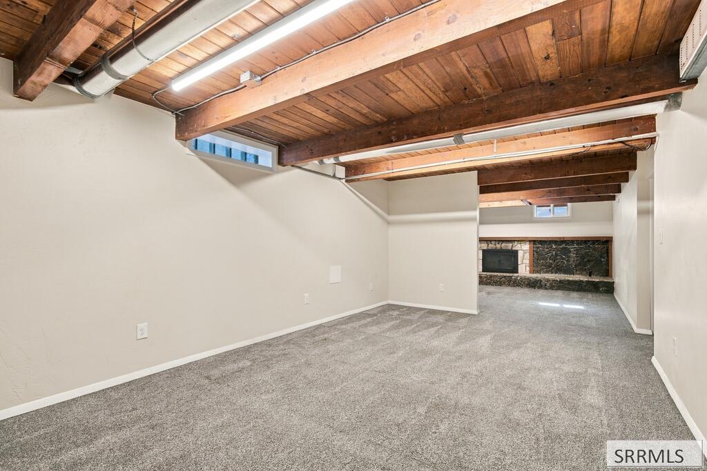 1770 S Falcon Drive Property Photo 14