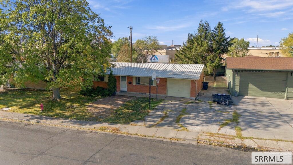 1770 S Falcon Drive Property Photo 27