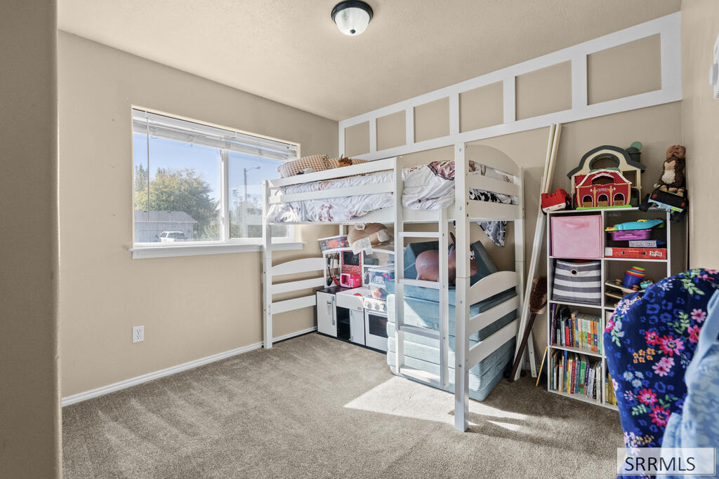 566 W Dalling Drive Property Photo 11