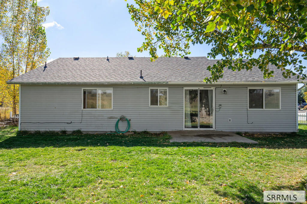 566 W Dalling Drive Property Photo 15