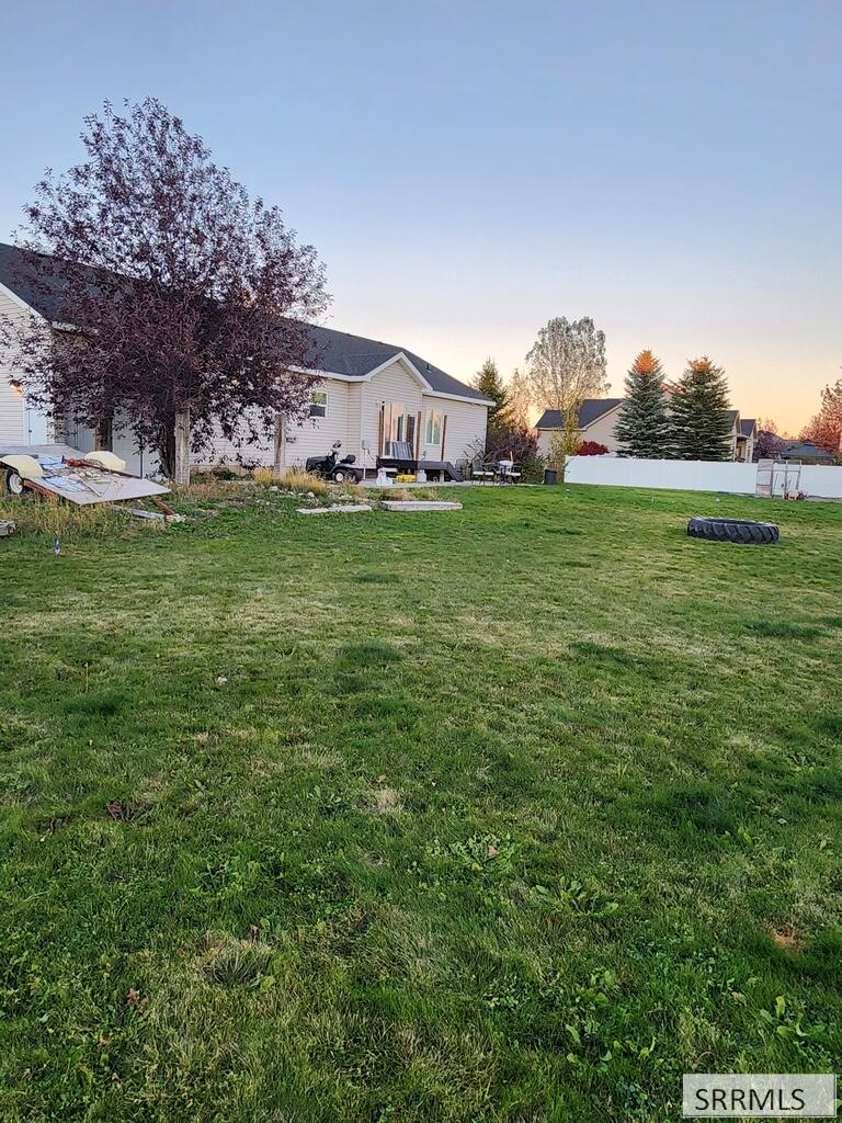 3918 E 144 N Property Photo 2