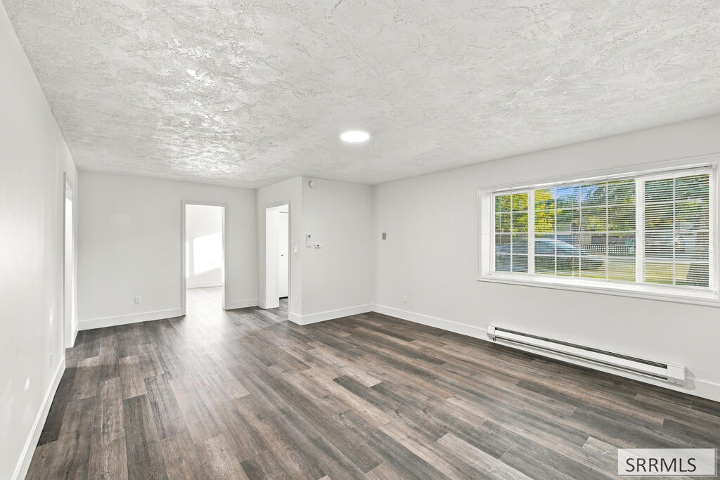 1069 Cassia Property Photo 5
