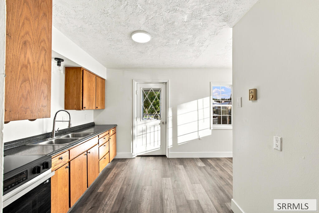 1069 Cassia Property Photo 8