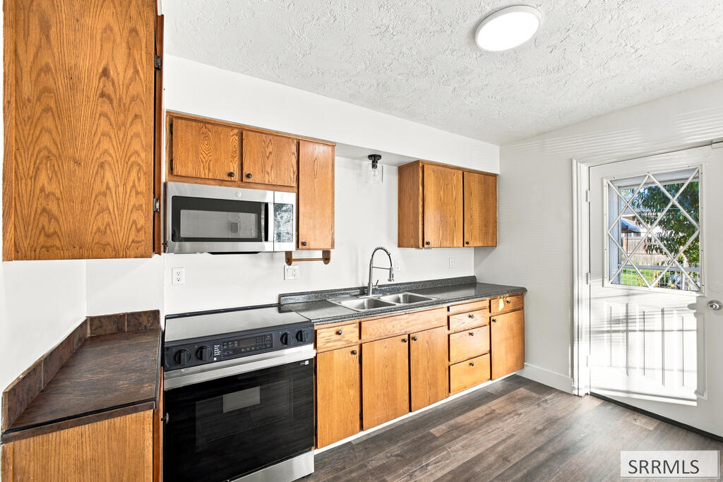 1069 Cassia Property Photo 9