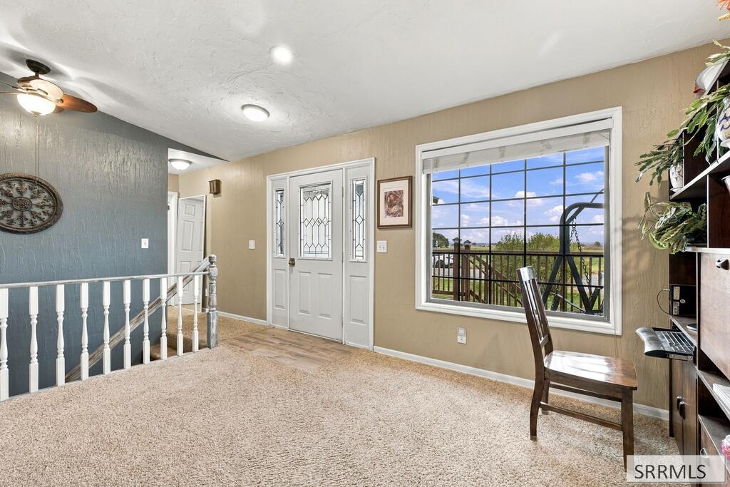 121 N 2300 E Property Photo 2