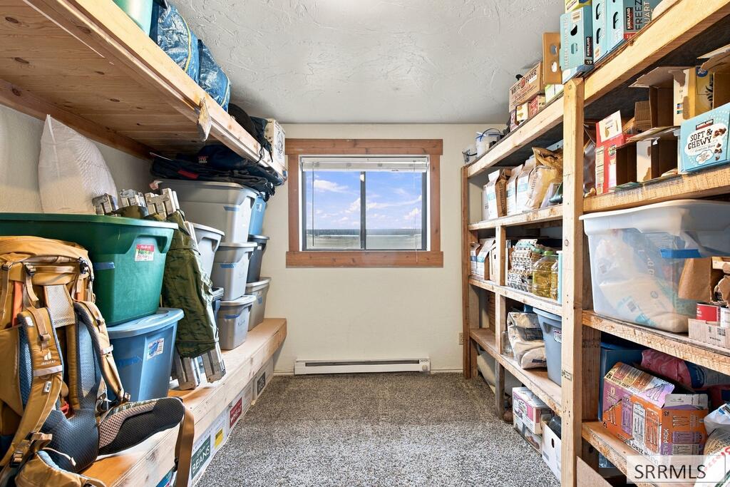 121 N 2300 E Property Photo 25