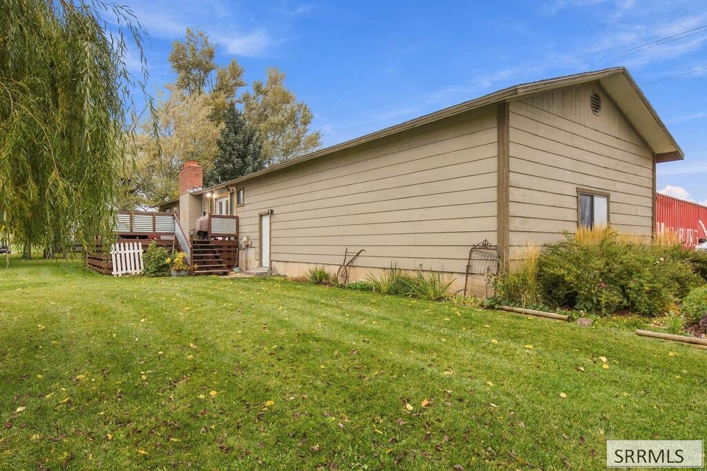 121 N 2300 E Property Photo 31