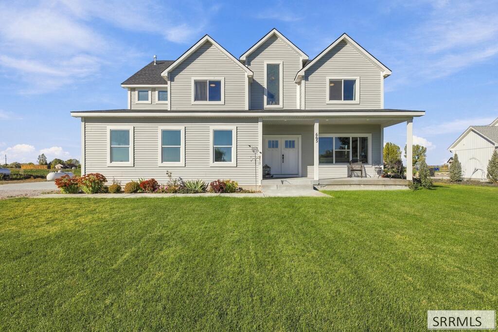 665 N 3067 E Property Photo 1