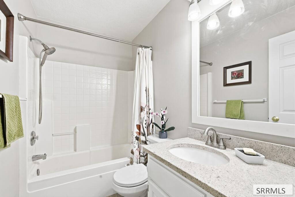 2930 E Stonewood Circle Property Photo 21