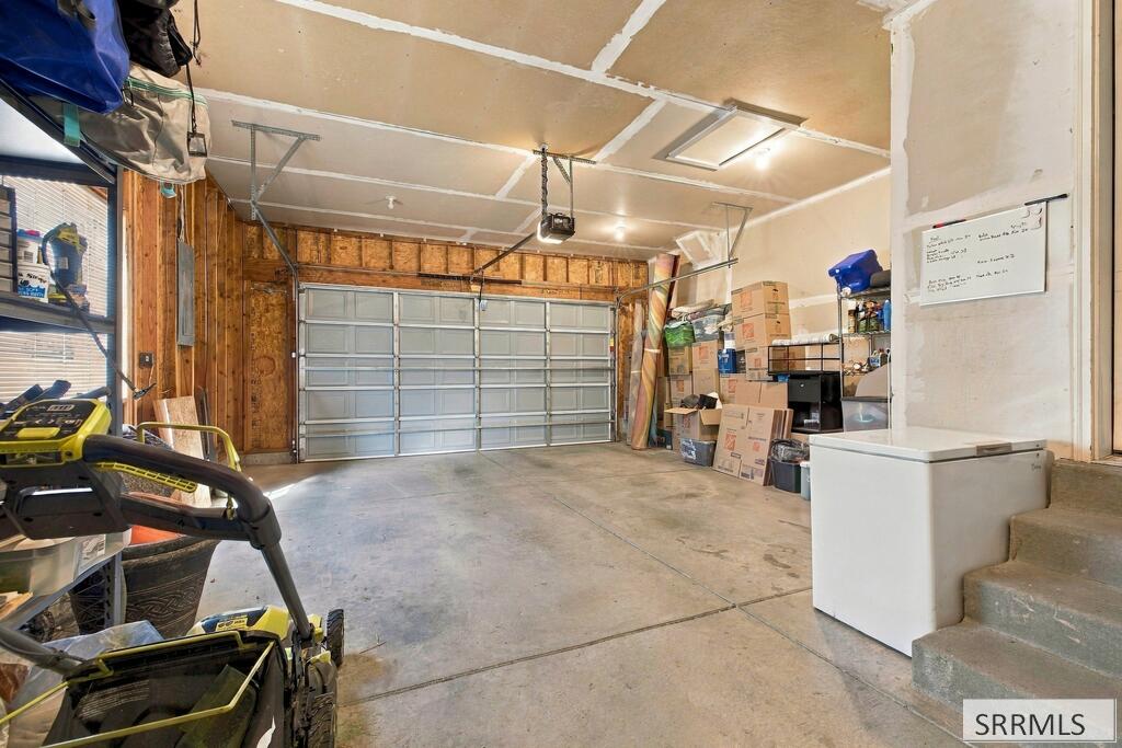2930 E Stonewood Circle Property Photo 34