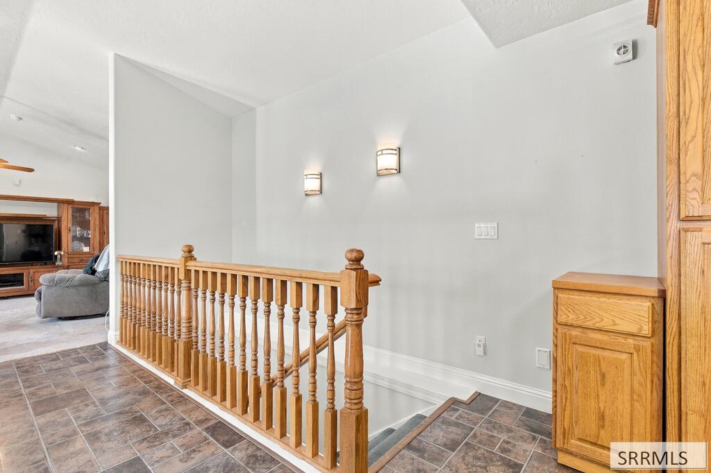 7695 S 15th E Property Photo 27