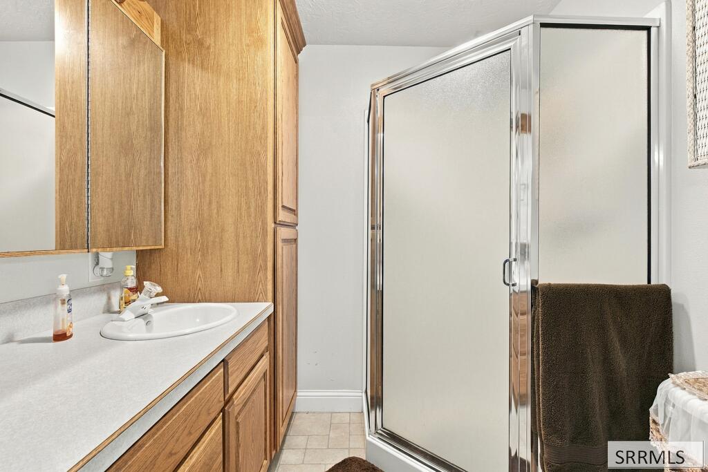 7695 S 15th E Property Photo 36