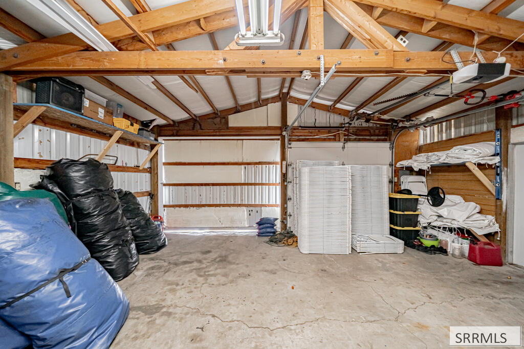 353 N Contor Avenue Property Photo 44