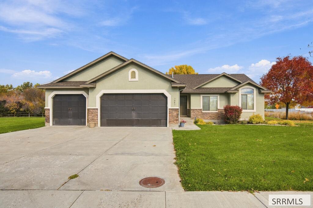 3483 Pheasant Grove Drive Property Photo 1