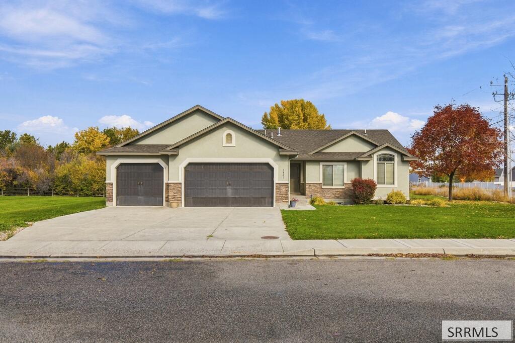 3483 Pheasant Grove Drive Property Photo 2