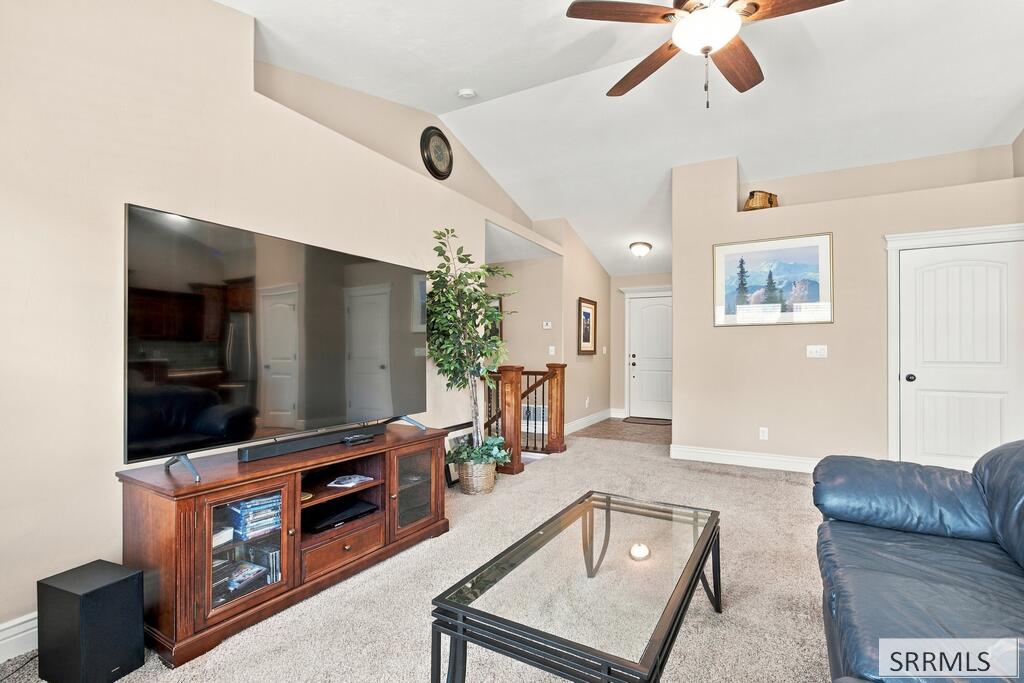 3483 Pheasant Grove Drive Property Photo 8