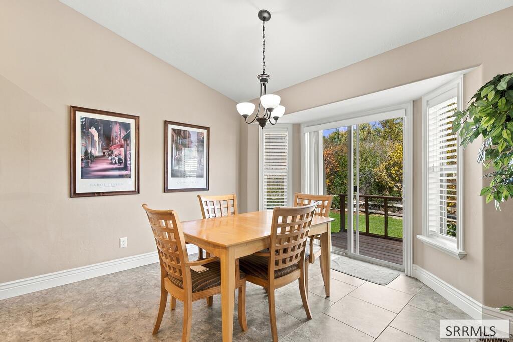 3483 Pheasant Grove Drive Property Photo 14