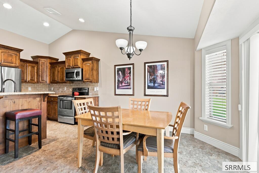 3483 Pheasant Grove Drive Property Photo 15