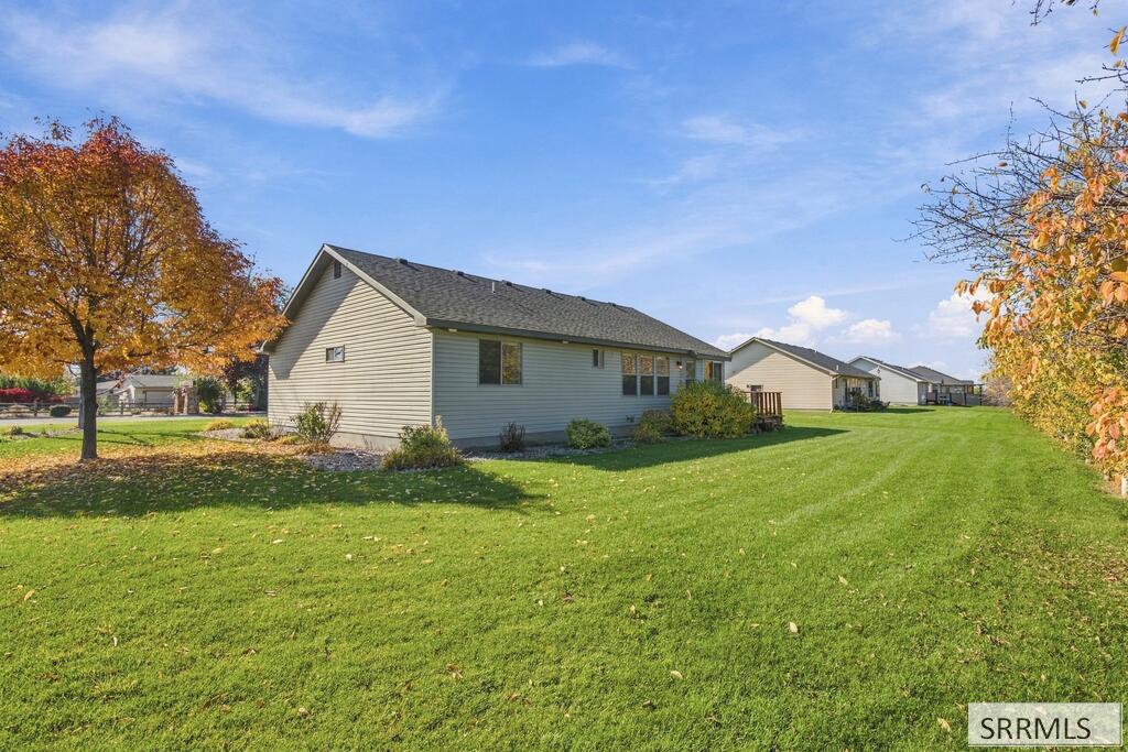 3483 Pheasant Grove Drive Property Photo 45
