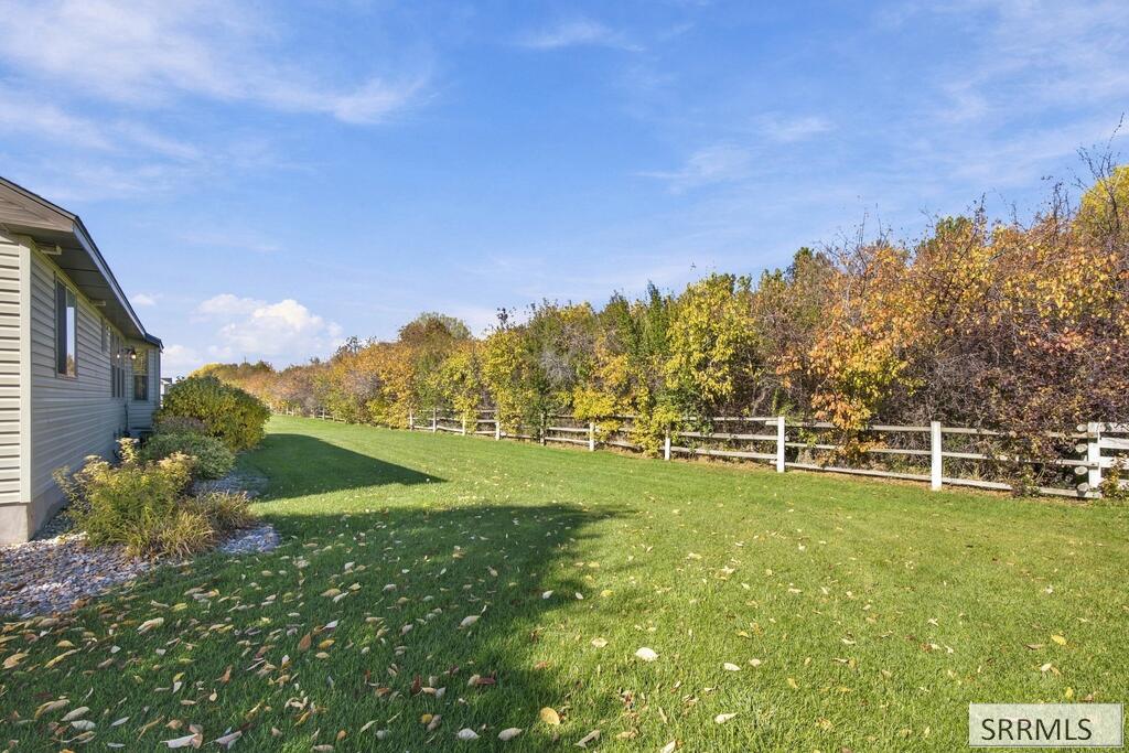 3483 Pheasant Grove Drive Property Photo 46