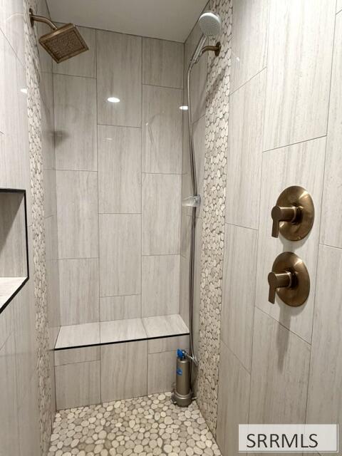 4748 E 100 N Property Photo 22