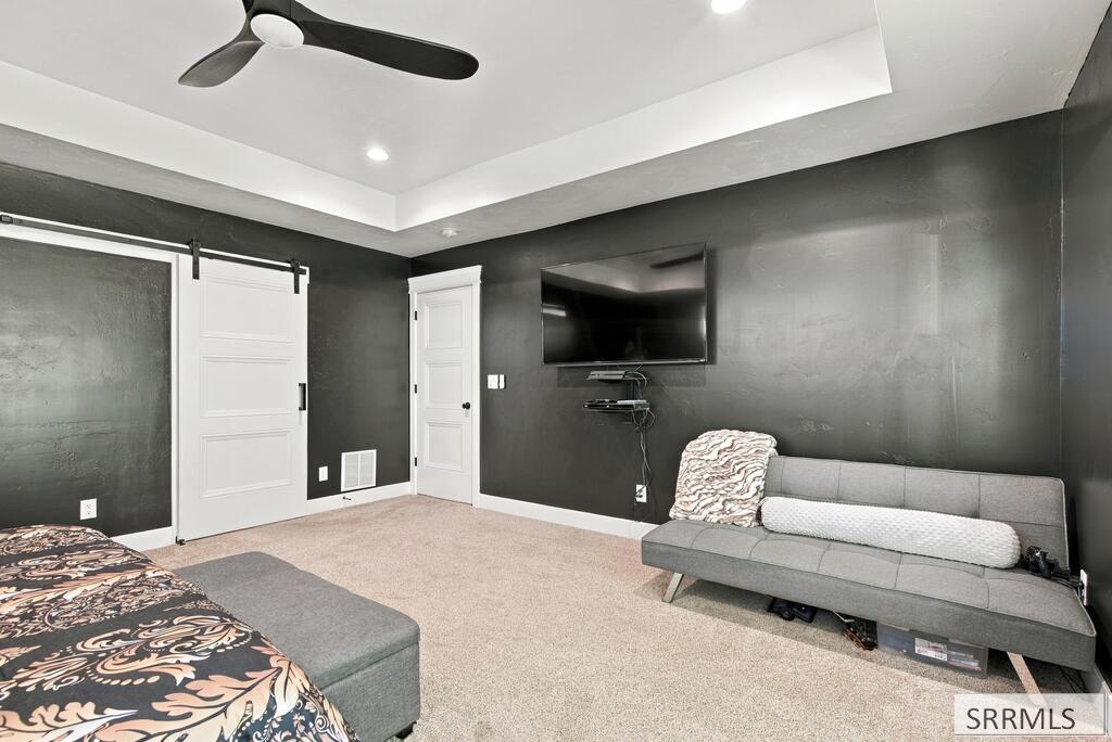 4748 E 100 N Property Photo 25