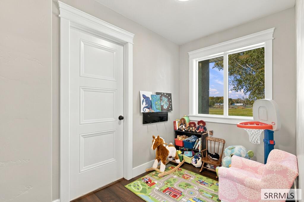 4748 E 100 N Property Photo 31