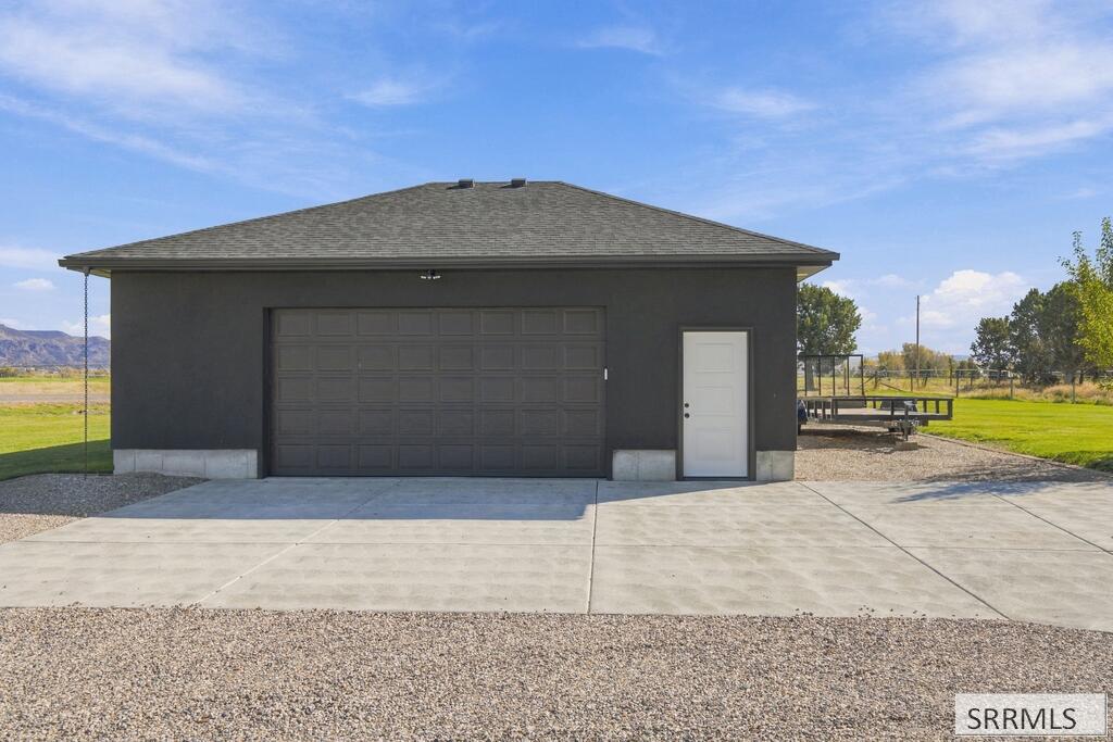 4748 E 100 N Property Photo 41