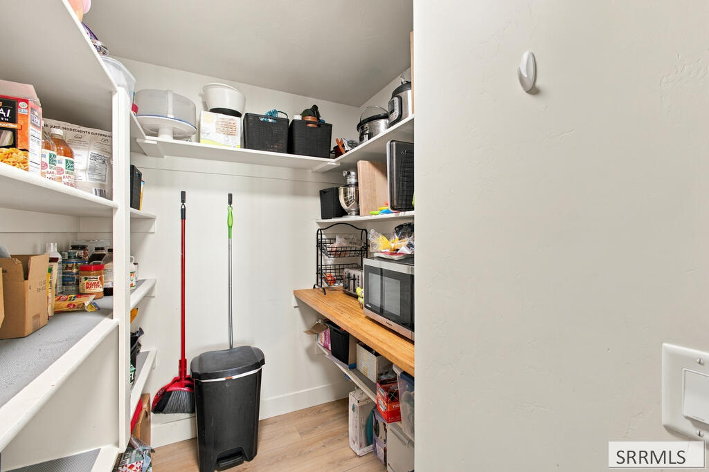4754 Memory Lane Property Photo 13