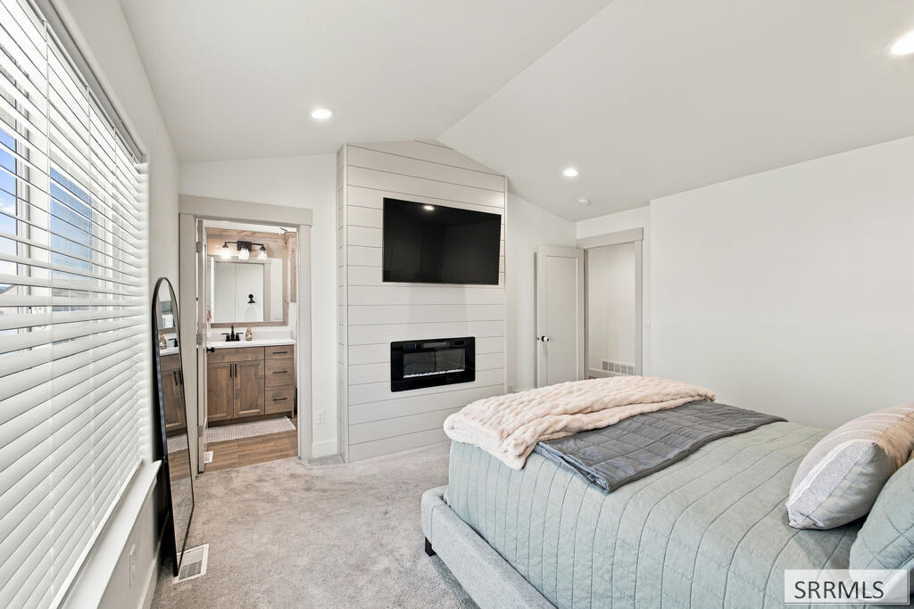 4754 Memory Lane Property Photo 23