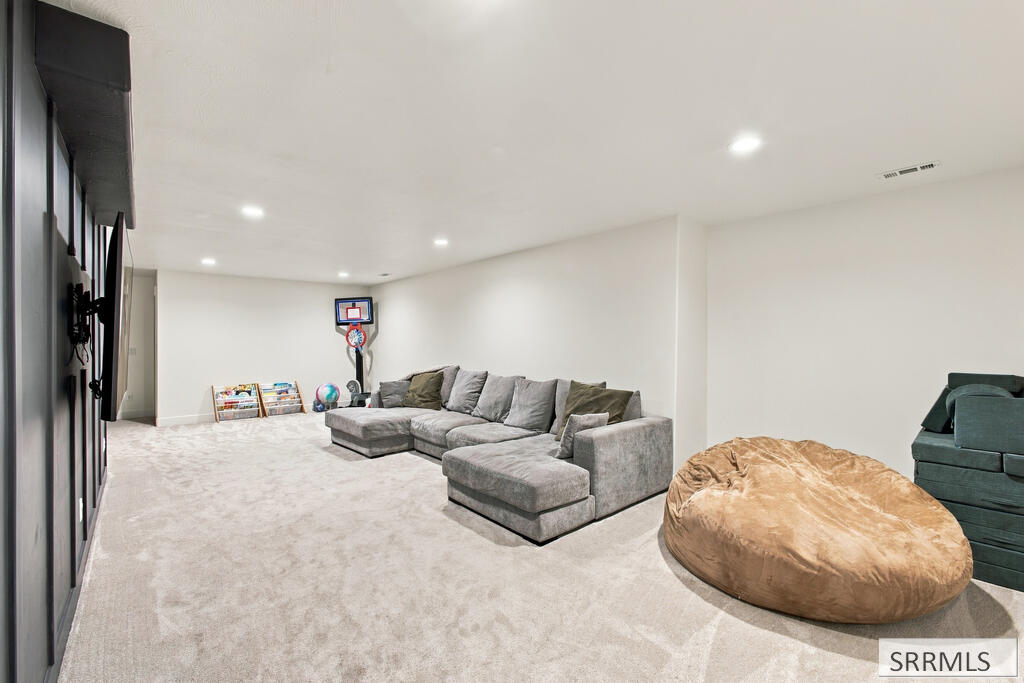 4754 Memory Lane Property Photo 26